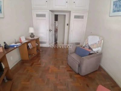 Apartamento, 3 quartos, 216 m² - Foto 1