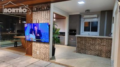 Casa, 6 quartos, 258 m² - Foto 2