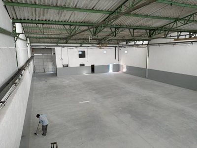 Sala-Conjunto, 1100 m² - Foto 2