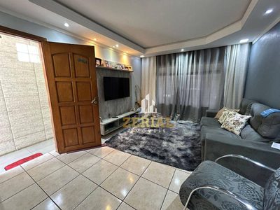 Sobrado, 4 quartos, 210 m² - Foto 1