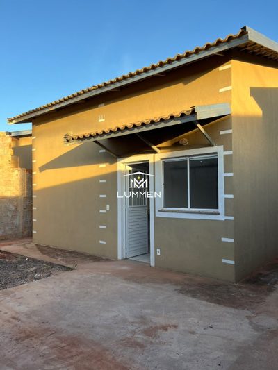 Casa, 2 quartos, 70 m² - Foto 1
