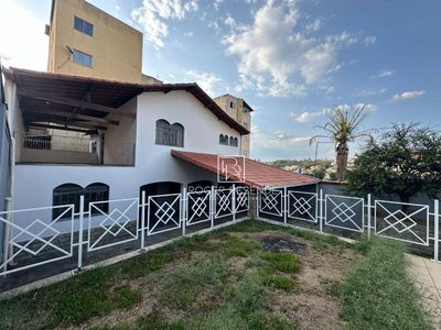 Casa, 3 quartos, 285 m² - Foto 5