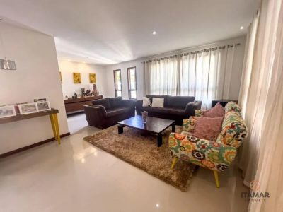 Casa, 4 quartos, 324 m² - Foto 2