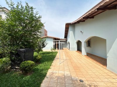 Casa, 3 quartos, 329 m² - Foto 4