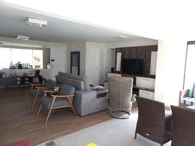 Apartamento, 3 quartos, 140 m² - Foto 1