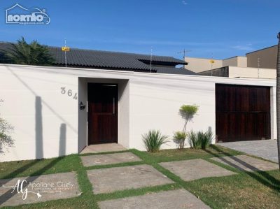 Casa, 4 quartos, 290 m² - Foto 1