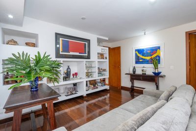 Apartamento, 3 quartos, 159 m² - Foto 1