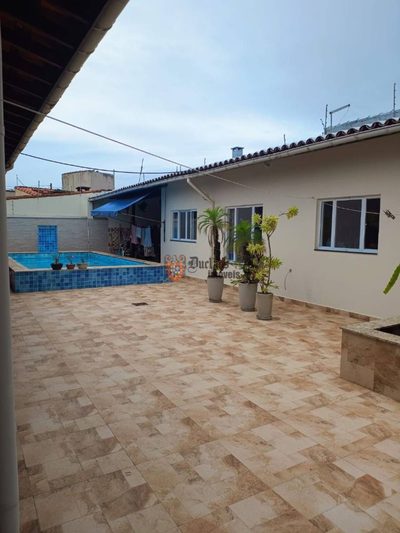 Casa, 3 quartos, 349 m² - Foto 1