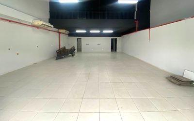 Loja-Salão, 200 m² - Foto 2