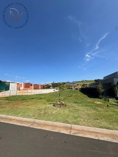 Loteamento e Condomínio, 1010 m² - Foto 1