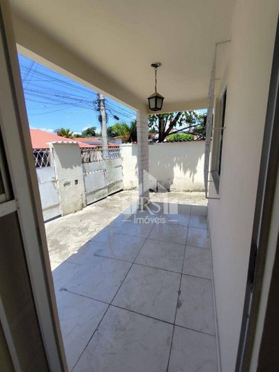 Casa, 4 quartos, 220 m² - Foto 1