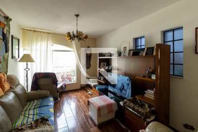 Casa, 3 quartos, 220 m² - Foto 2