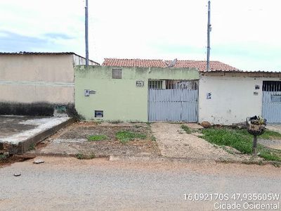 Casa, 2 quartos, 180 m² - Foto 1