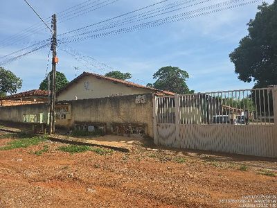 Casa, 2 quartos, 150 m² - Foto 1