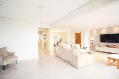 Apartamento, 3 quartos, 211 m² - Foto 1