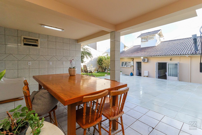 Casa, 4 quartos, 298 m² - Foto 3