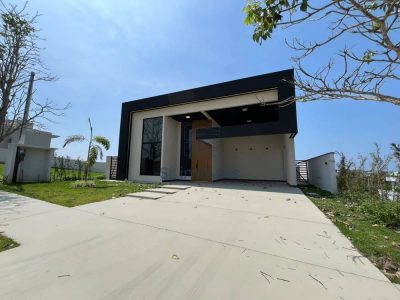 Casa, 3 quartos, 217 m² - Foto 2