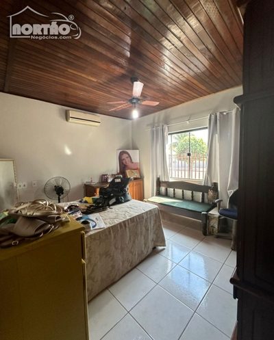 Casa, 4 quartos, 366 m² - Foto 2