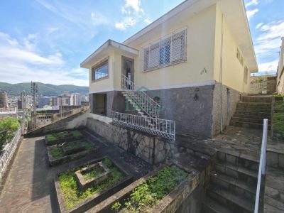 Casa, 2 quartos, 245 m² - Foto 1