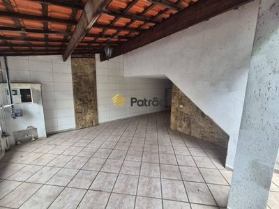 Casa, 4 quartos, 221 m² - Foto 3