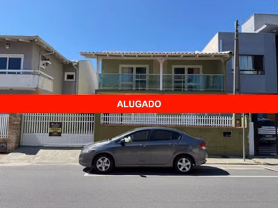 Sobrado, 3 quartos, 200 m² - Foto 1