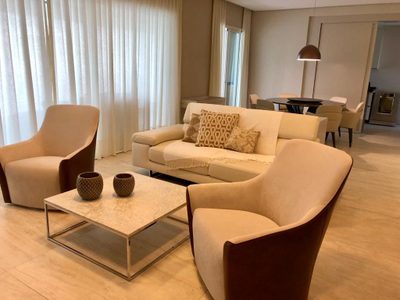 Apartamento, 3 quartos, 160 m² - Foto 1