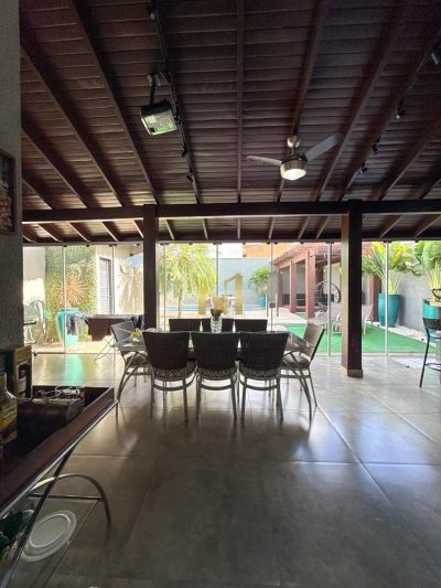 Casa, 3 quartos, 188 m² - Foto 1