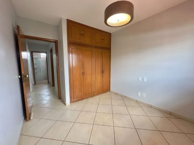 Casa, 5 quartos, 386 m² - Foto 4