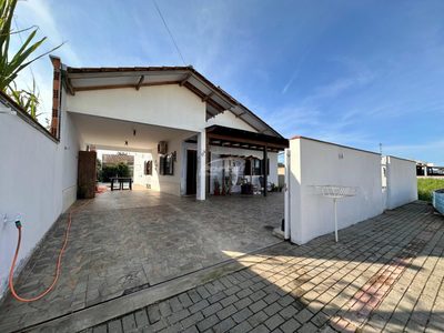 Casa, 3 quartos, 180 m² - Foto 2