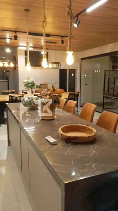 Casa, 3 quartos, 580 m² - Foto 1