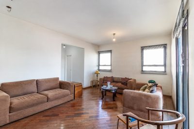 Apartamento, 3 quartos, 161 m² - Foto 1