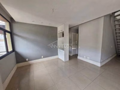 Cobertura, 3 quartos, 222 m² - Foto 1