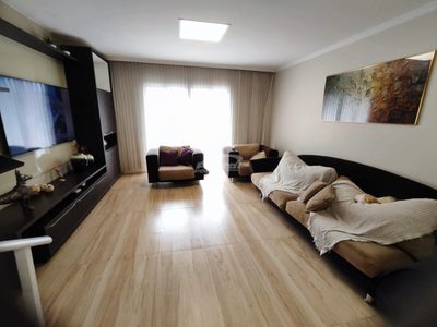 Casa, 3 quartos, 208 m² - Foto 3