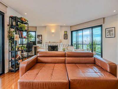 Apartamento, 3 quartos, 236 m² - Foto 2