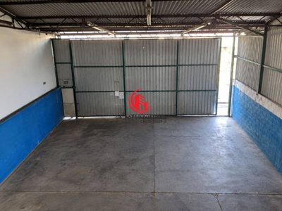 Depósito-Galpão, 750 m² - Foto 1