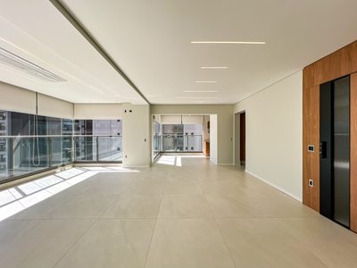 Apartamento, 3 quartos, 157 m² - Foto 2