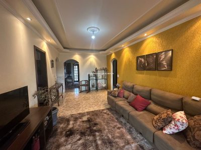 Casa, 3 quartos, 384 m² - Foto 1