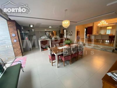 Casa, 6 quartos, 322 m² - Foto 5