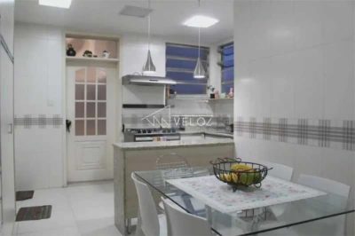 Apartamento, 4 quartos, 220 m² - Foto 1