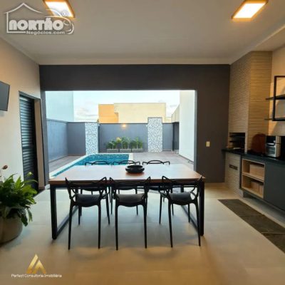 Casa, 4 quartos, 250 m² - Foto 2