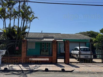 Casa, 3 quartos, 122 m² - Foto 1