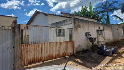 Casa, 2 quartos, 360 m² - Foto 1