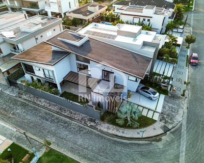 Casa, 6 quartos, 403 m² - Foto 2
