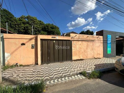 Casa, 4 quartos, 160 m² - Foto 1