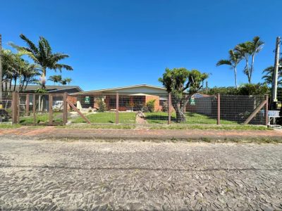 Casa, 4 quartos, 201 m² - Foto 1