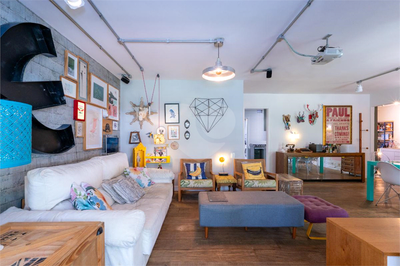 Apartamento, 3 quartos, 152 m² - Foto 2