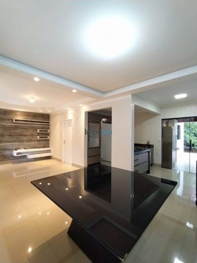 Casa, 3 quartos, 228 m² - Foto 5