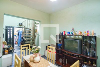 Casa, 3 quartos, 210 m² - Foto 4