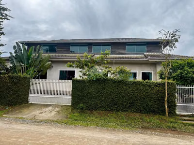 Casa, 4 quartos, 170 m² - Foto 1