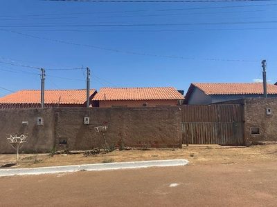 Casa, 2 quartos, 180 m² - Foto 1